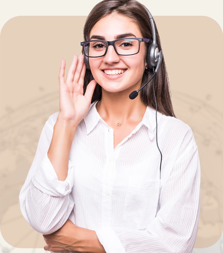 Intérprete con auriculares saludando
